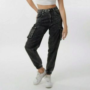 Garage Cargo Jogger Jeans High-Rise Washed - Black Size 1